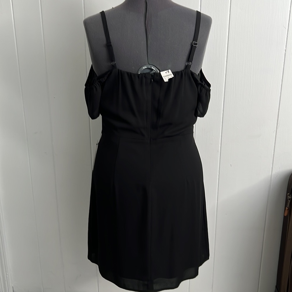 Express LBD - 10 - Picture 6 of 6
